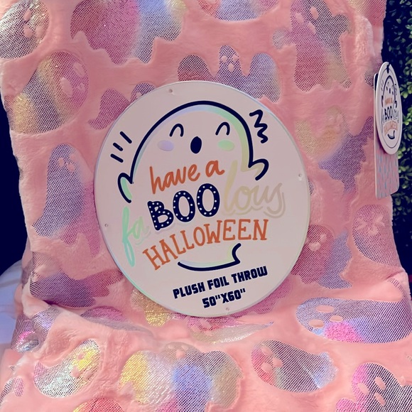 🩷👻Pink ghost foil blanket - Picture 3 of 7